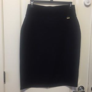 Calvin Klein Modern Pencil Skirt